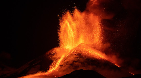 Vulkan i udbrud