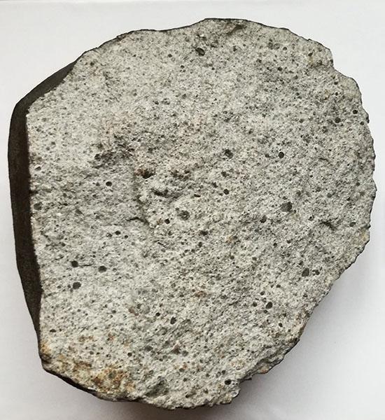 Billede af en meteorit - Mern, en kondrit